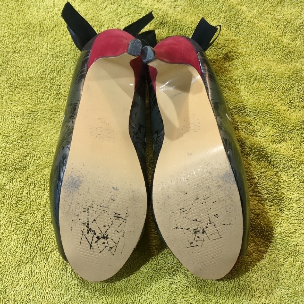 Iron Fist Black and Red Vampire Peep Toe Heels - Picture 6 of 8